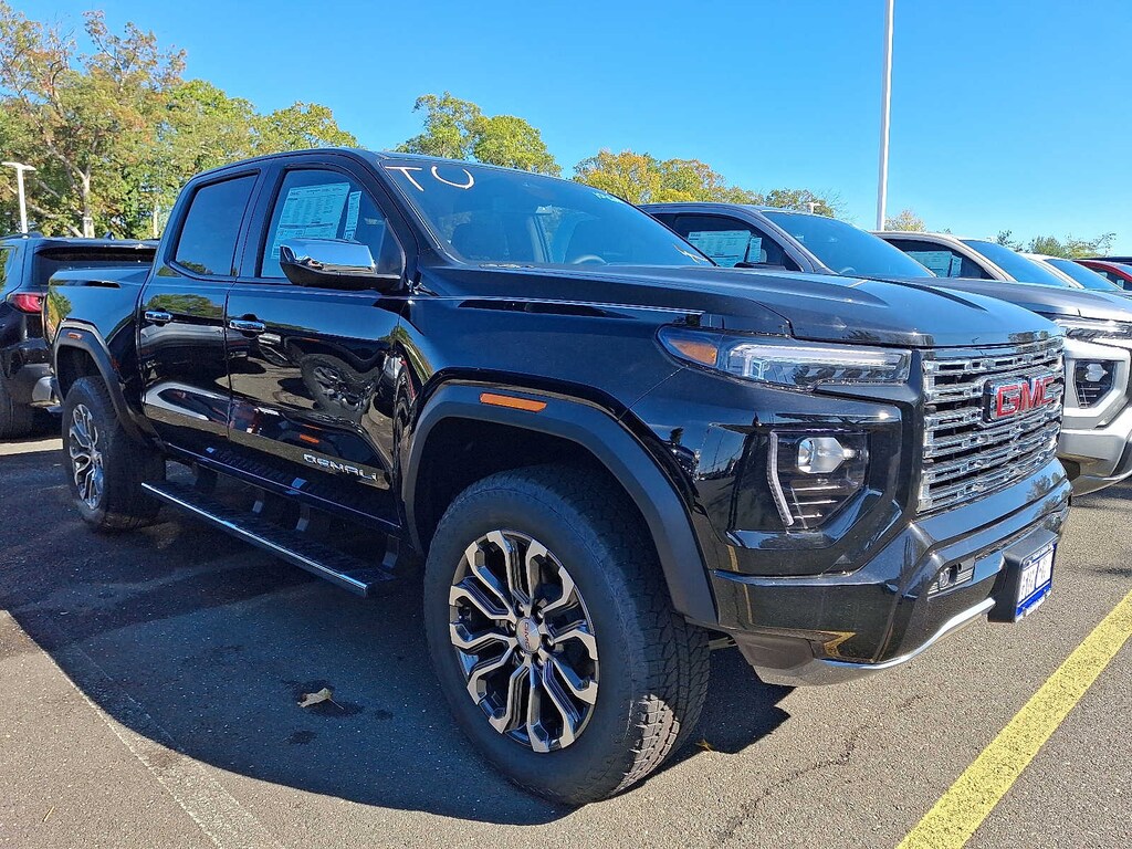 New 2026 GMC Canyon 4WD Denali 4WD Crew Cab 4WD Crew Cab
