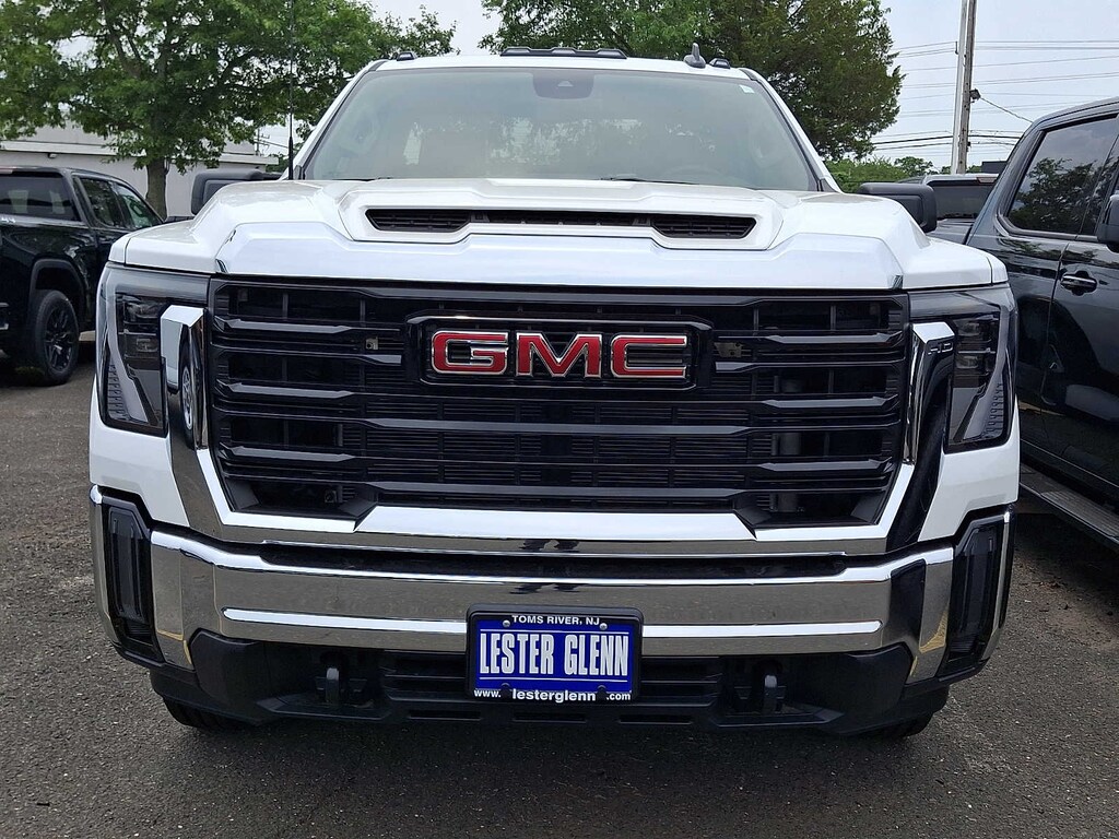 New 2026 GMC Sierra 2500HD Pro 4WD Reg Cab 142 4WD Reg Cab 142