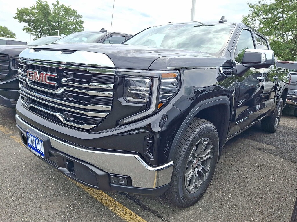 New 2026 GMC Sierra 1500 SLT