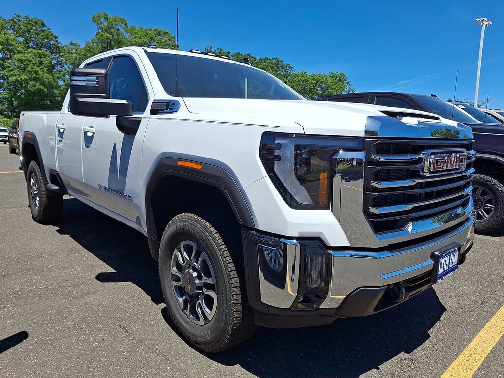 New 2026 GMC Sierra 2500HD SLE