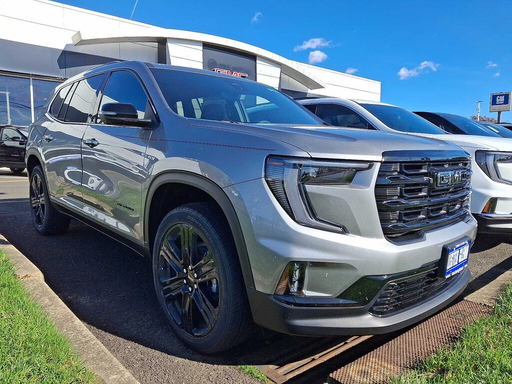 New 2026 GMC Acadia FWD Elevation