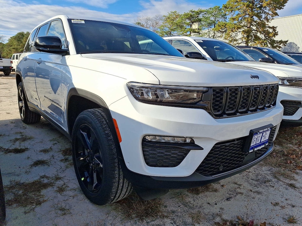 New 2025 Jeep Grand Cherokee Limited Sport Utility
