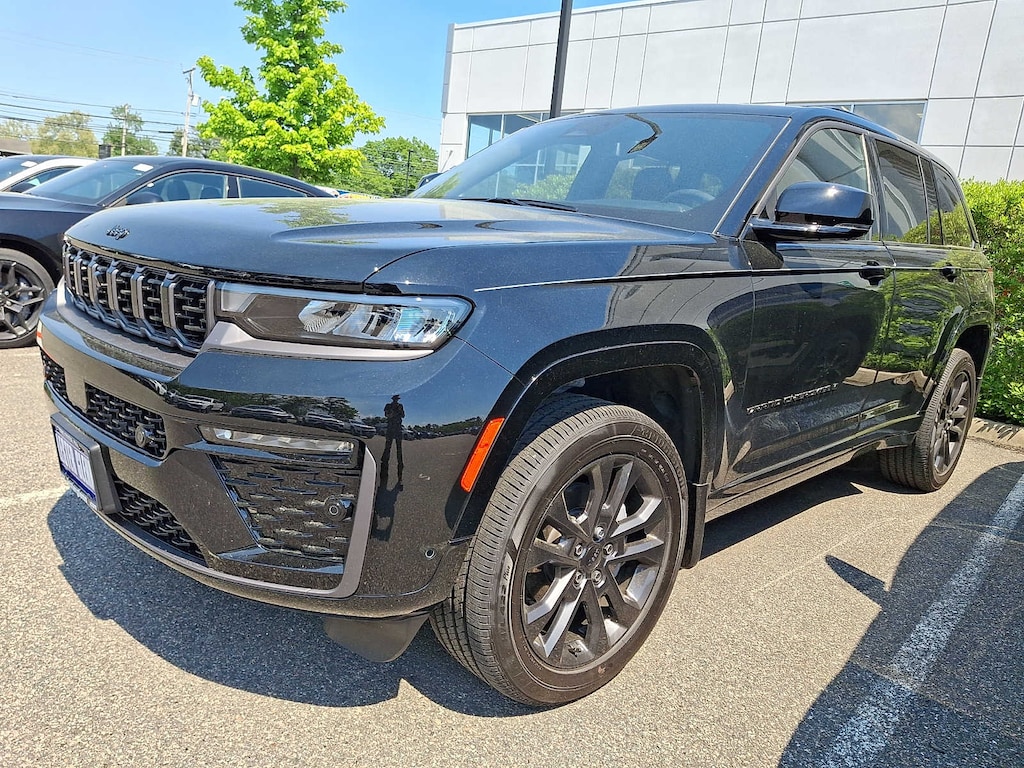 New 2026 Jeep Grand Cherokee Limited Reserve Sport Utility
