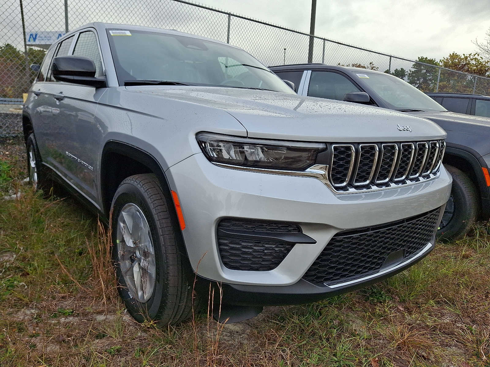 2025 Jeep Grand Cherokee Laredo's photo