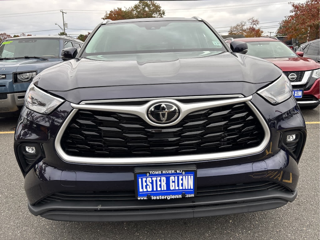 Used 2022 Toyota Highlander XLE SUV