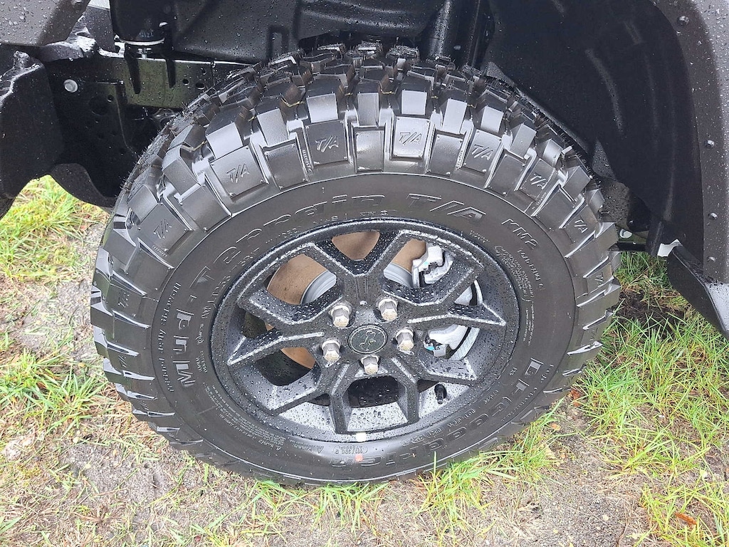 New 2025 Jeep Gladiator High Tide Pickup