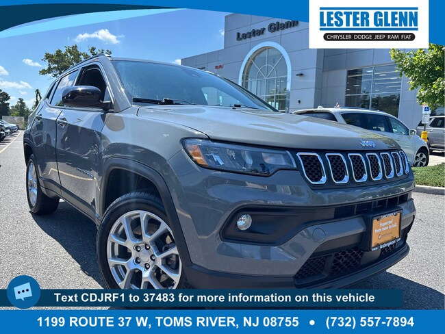 2023 Jeep Compass Latitude Lux SUV