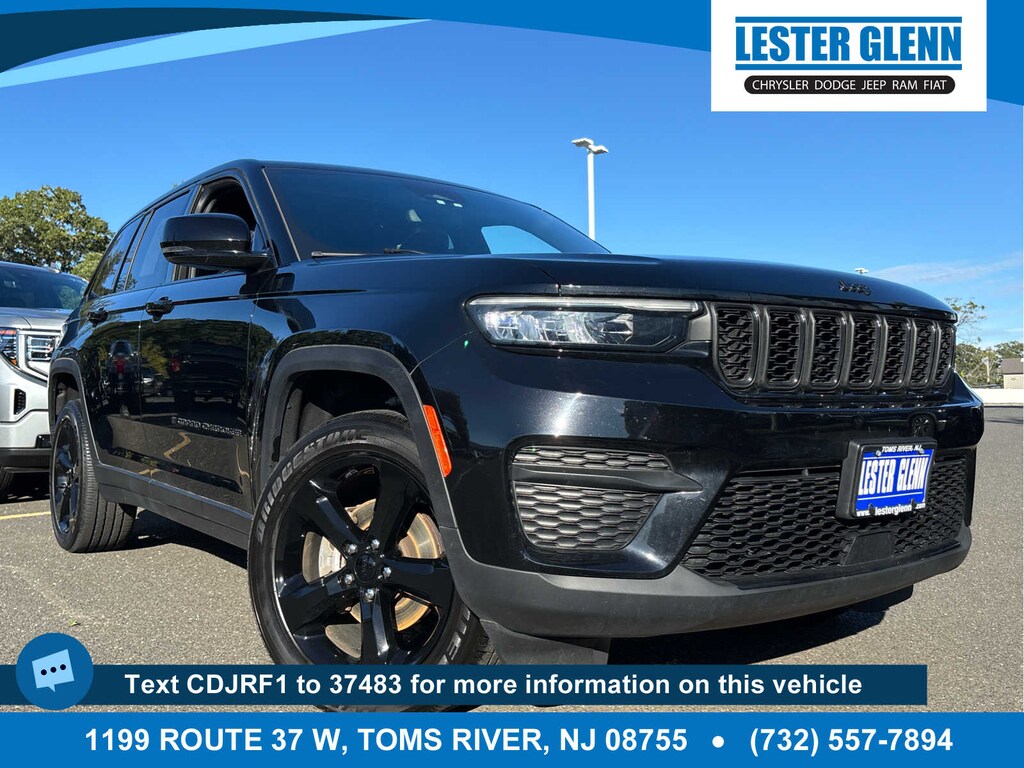 Used 2023 Jeep Grand Cherokee Altitude SUV