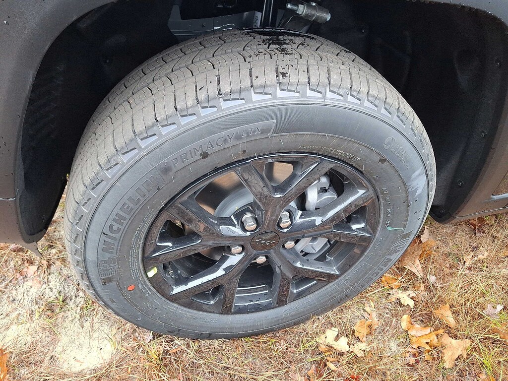 New 2025 Jeep Grand Cherokee Altitude X Sport Utility