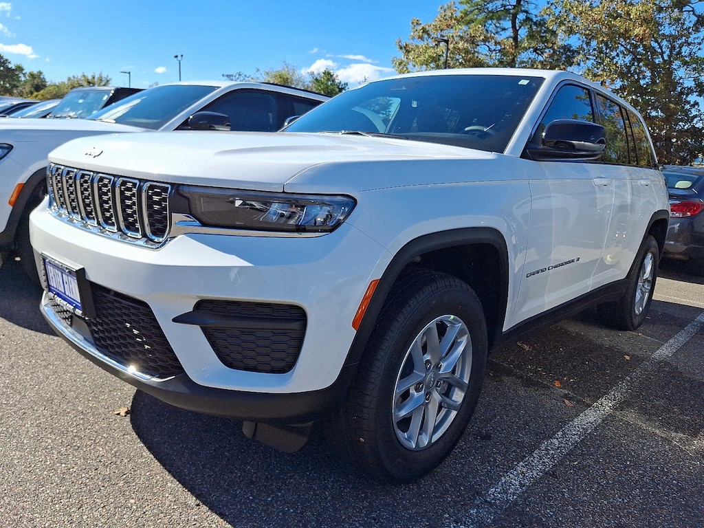 New 2025 Jeep Grand Cherokee Laredo X Sport Utility