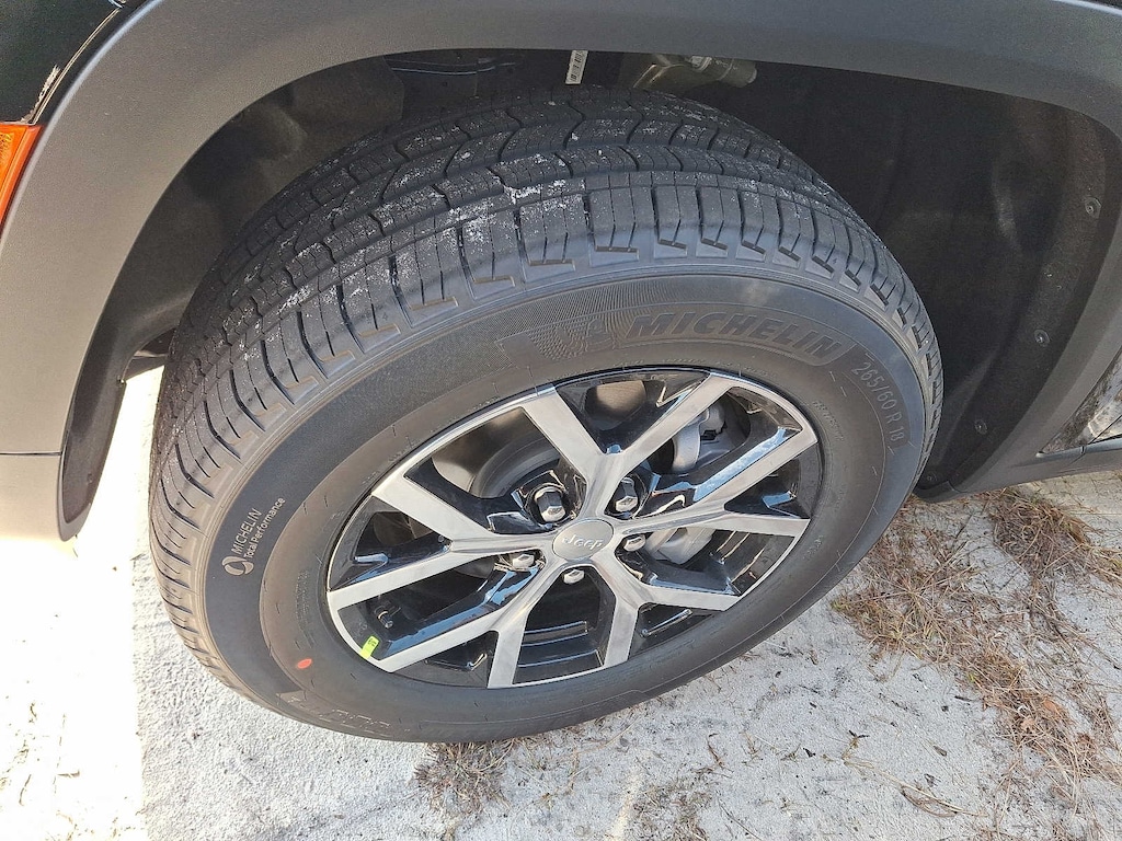 New 2025 Jeep Grand Cherokee Limited Sport Utility