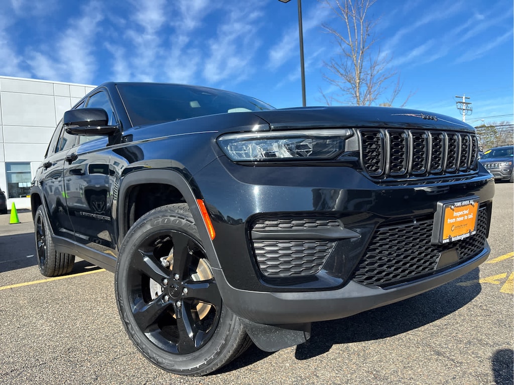 Certified 2023 Jeep Grand Cherokee Altitude SUV