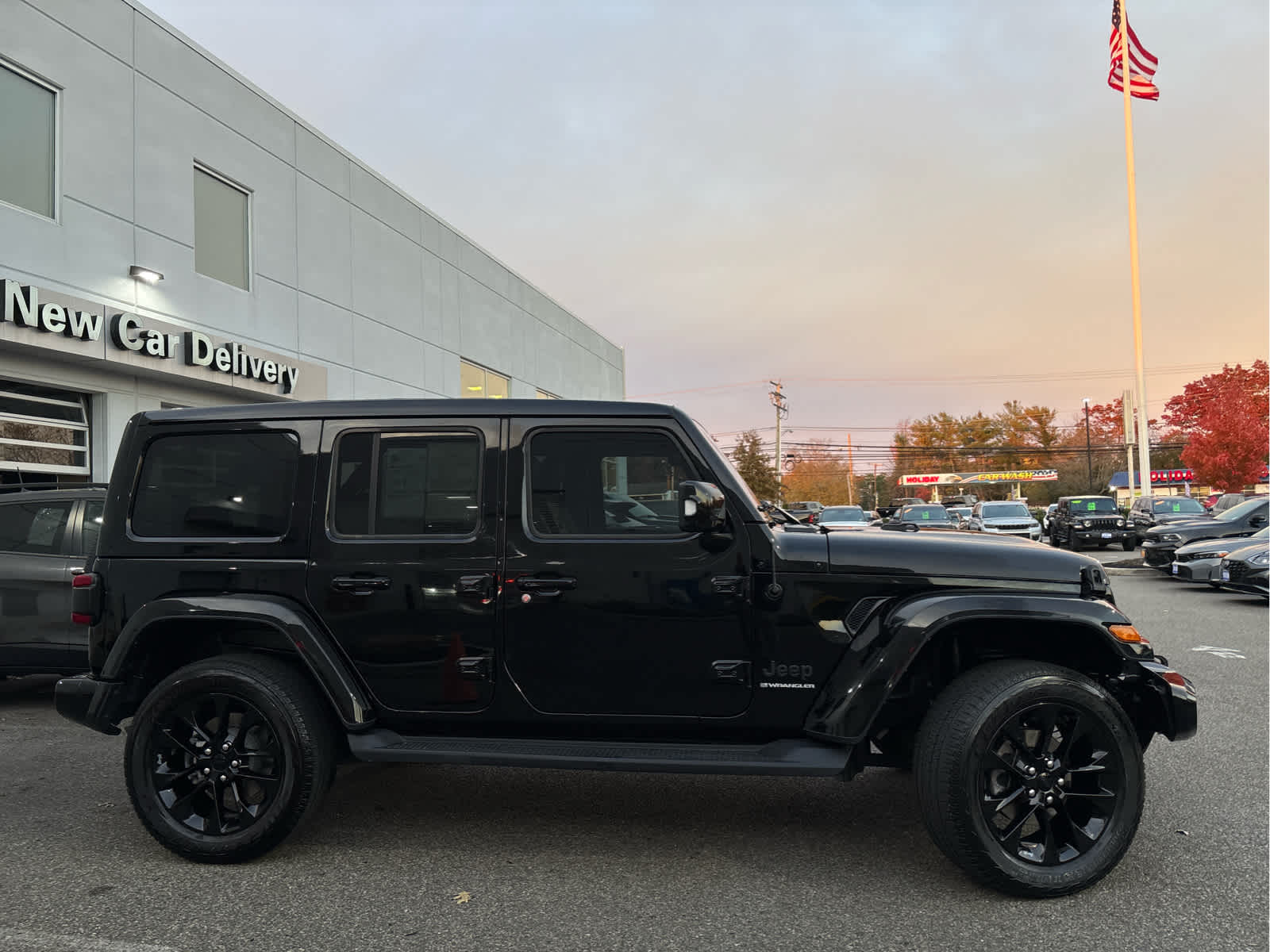 2023 Jeep Wrangler High Altitude photo 2