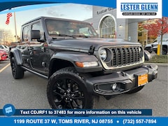 2025 Jeep Gladiator Nighthawk Truck Crew Cab