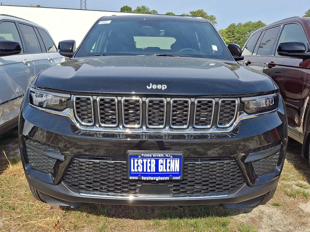 New 2026 Jeep Grand Cherokee Laredo X Sport Utility