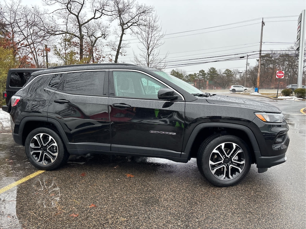 Used 2022 Jeep Compass Limited SUV