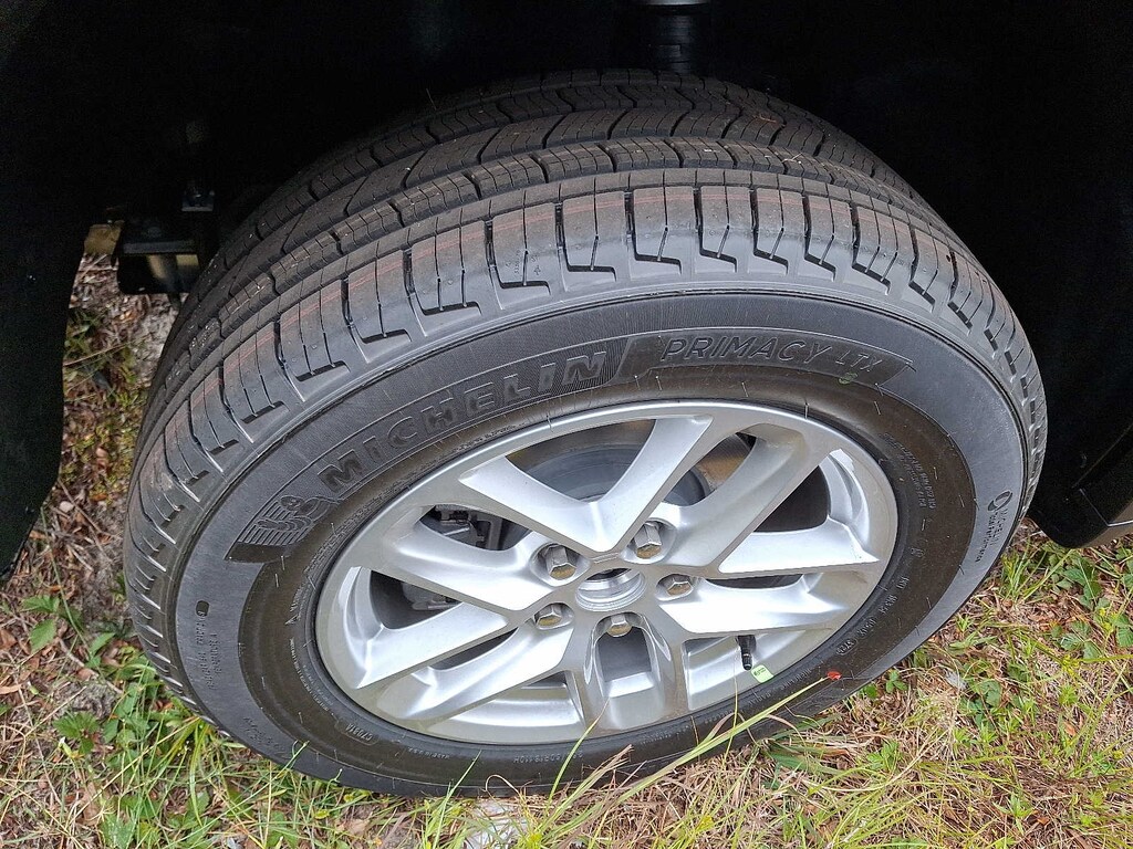 New 2025 Jeep Grand Cherokee Laredo X Sport Utility