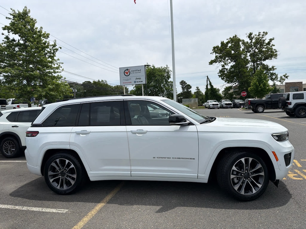 Certified 2023 Jeep Grand Cherokee Overland SUV