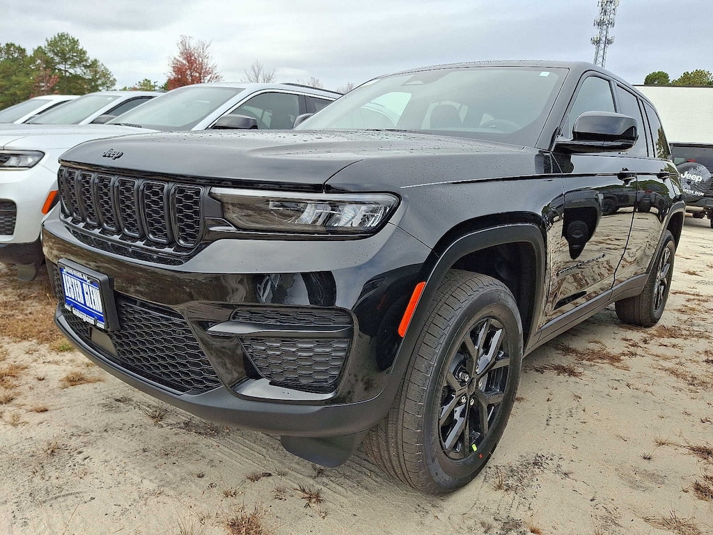 New 2025 Jeep Grand Cherokee Altitude X Sport Utility