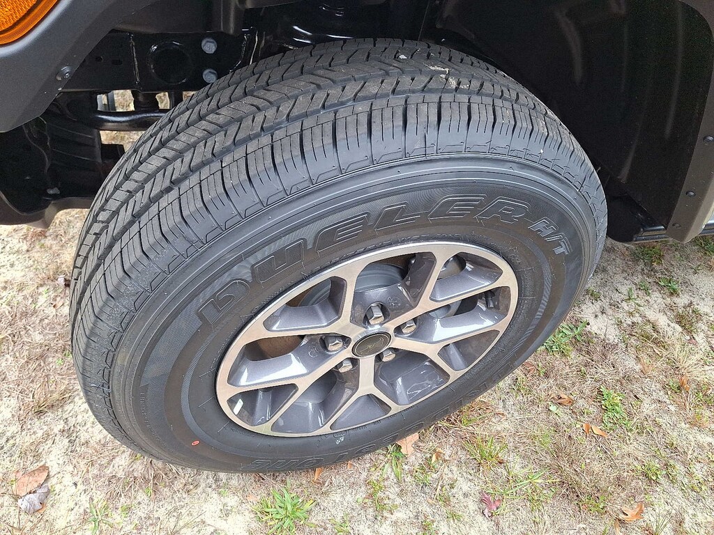 New 2026 Jeep Gladiator Sport S Pickup