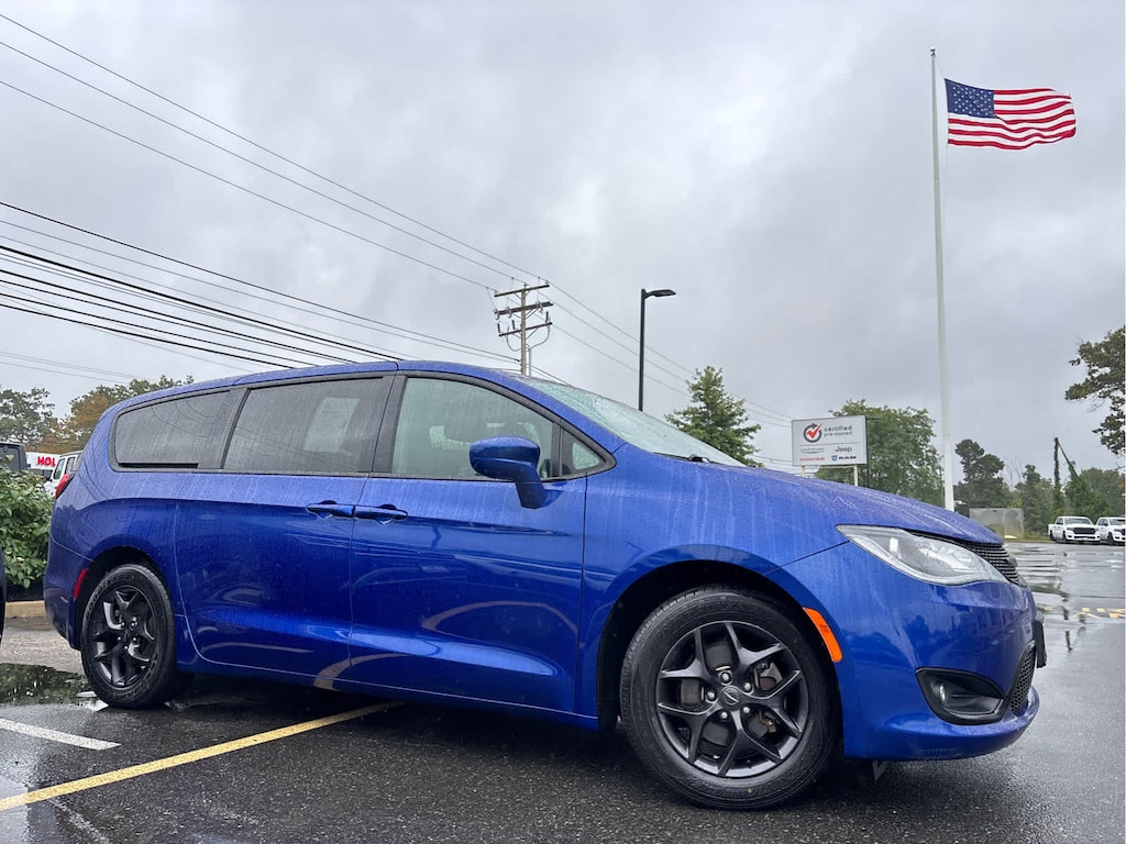 Used 2020 Chrysler Pacifica Touring Van Passenger Van