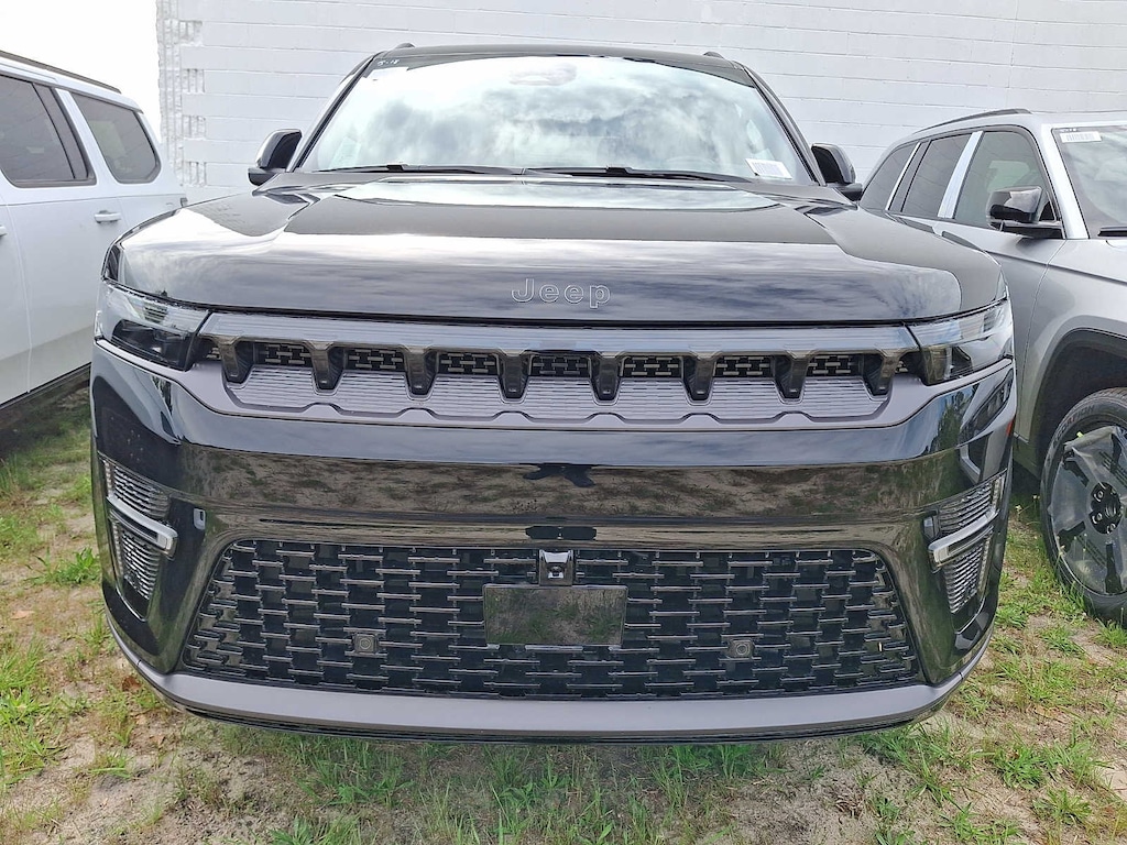 New 2026 Jeep Grand Wagoneer Limited Reserve Sport Utility