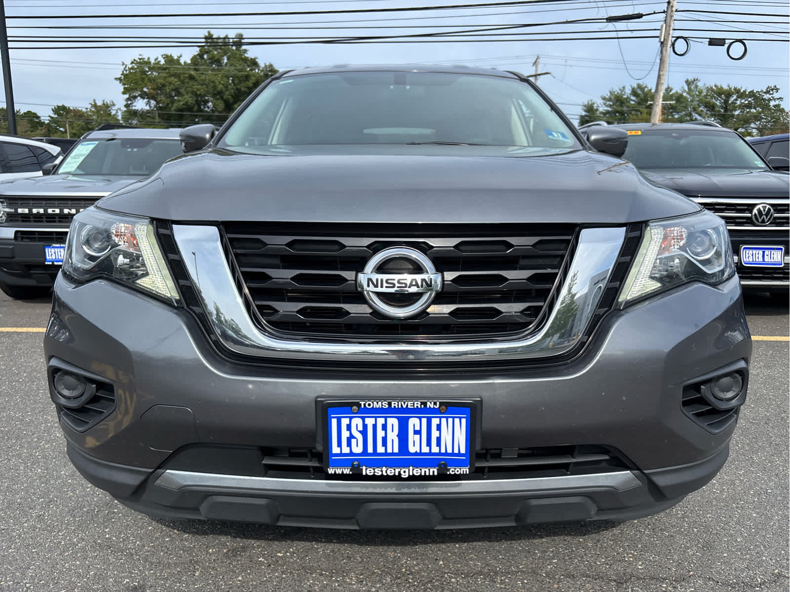 2018 Nissan Pathfinder S photo 3