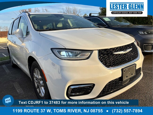 2022 Chrysler Pacifica Touring L Van Passenger Van