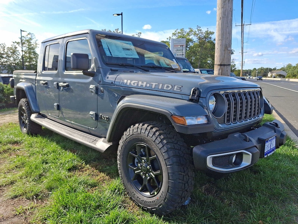 New 2025 Jeep Gladiator High Tide Pickup