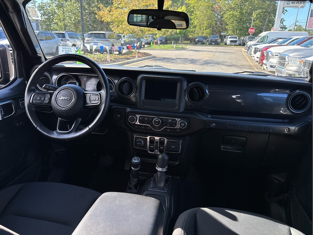 Used 2021 Jeep Wrangler Unlimited Sport Altitude SUV