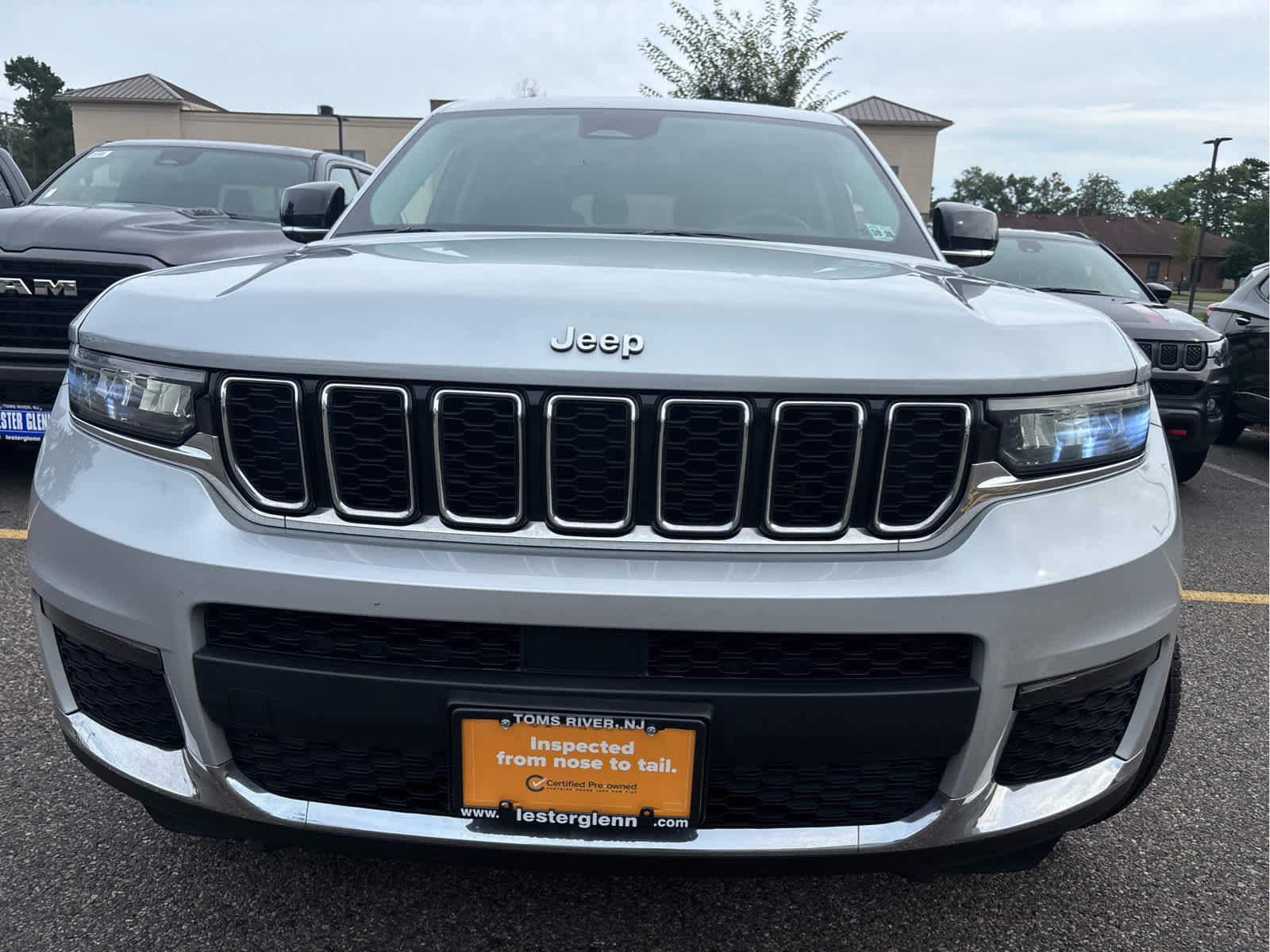 2021 Jeep Grand Cherokee Limited photo 3