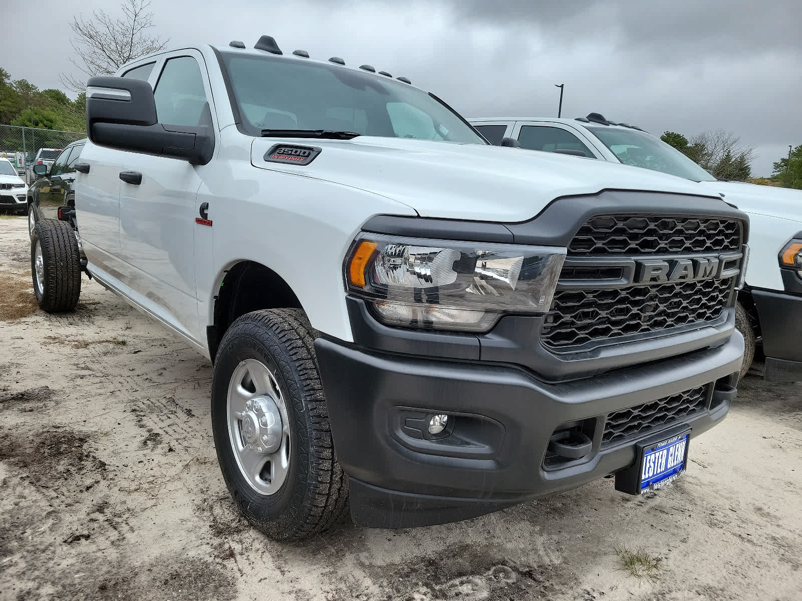 2024 Ram 3500 Tradesman photo 2
