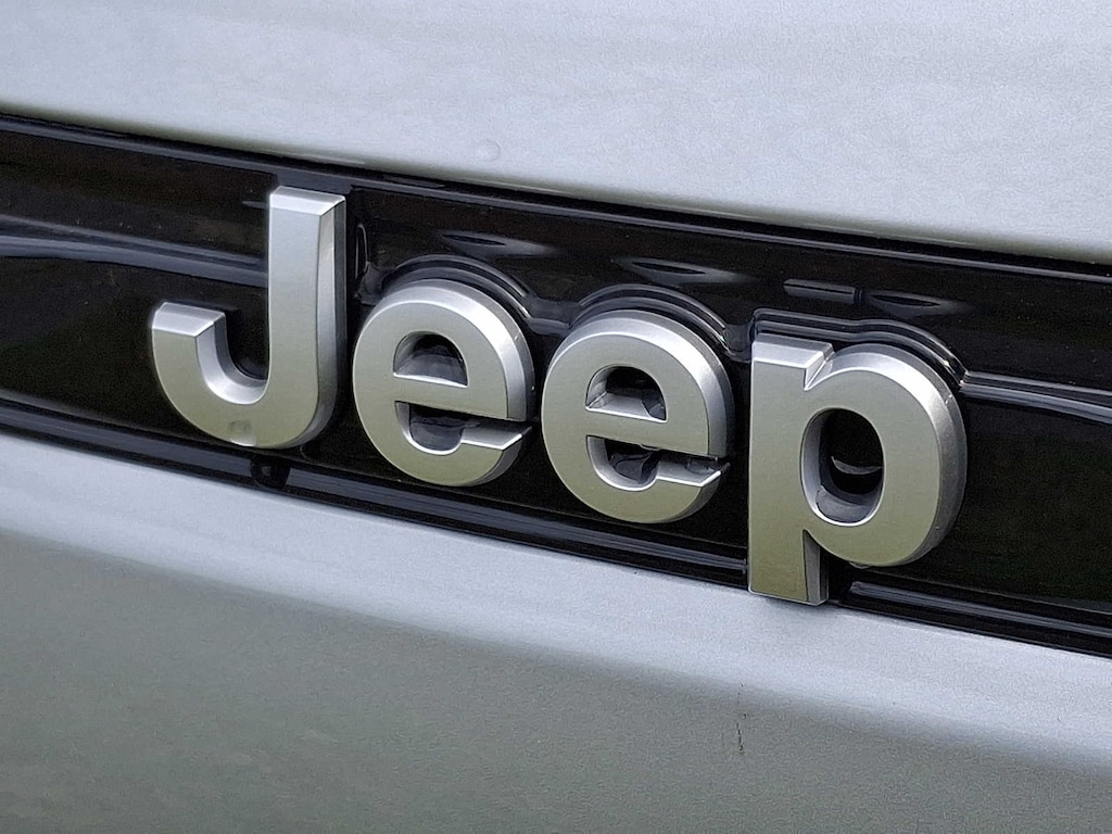 New 2026 Jeep Grand Cherokee Limited Sport Utility