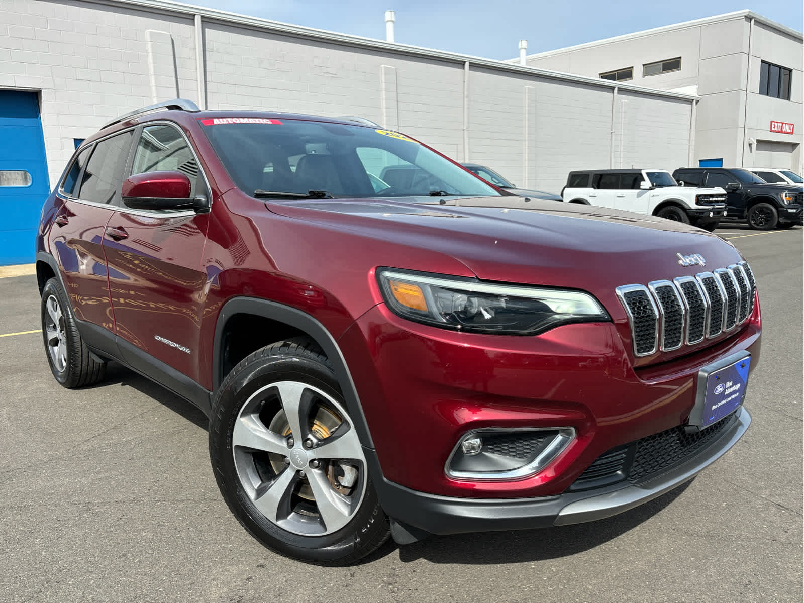 2020 Jeep Cherokee Limited photo 2