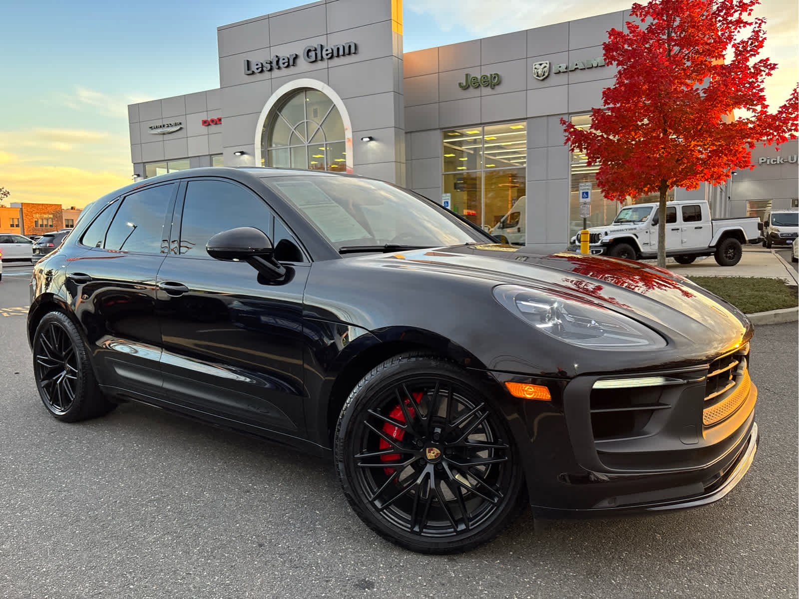 2023 Porsche Macan GTS photo 3