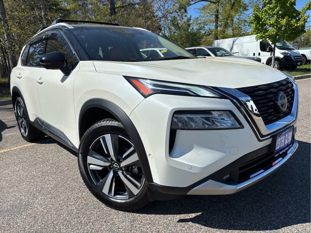 Used 2022 Nissan Rogue Platinum SUV
