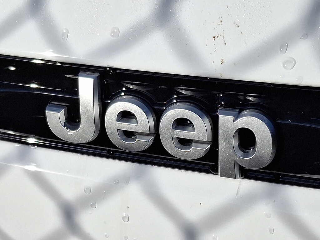 New 2025 Jeep Grand Cherokee Limited Sport Utility