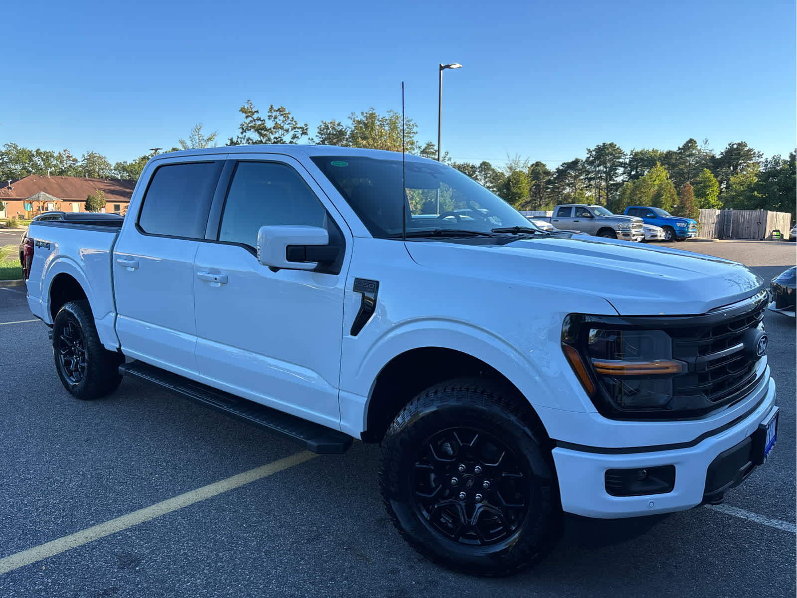 2025 Ford F-150 XLT photo 2