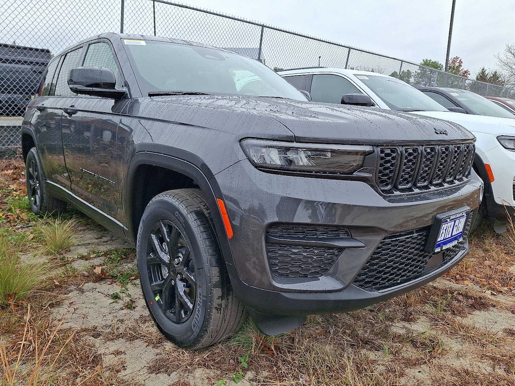 New 2025 Jeep Grand Cherokee Altitude X Sport Utility