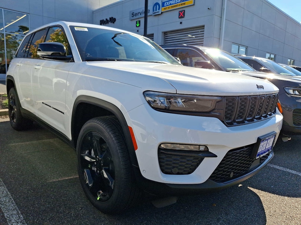 New 2025 Jeep Grand Cherokee Limited Sport Utility