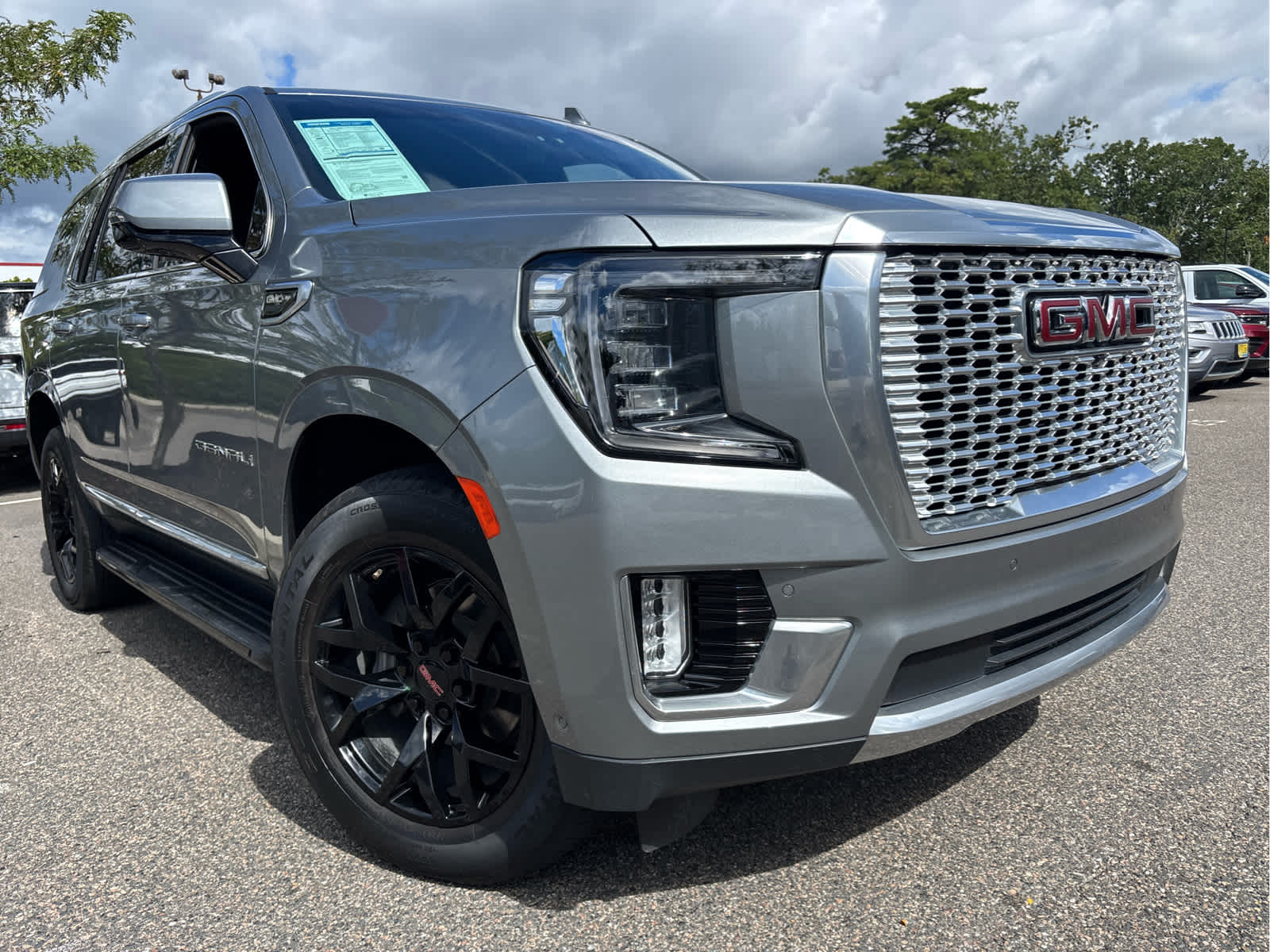 2023 Gmc Yukon Denali photo 2