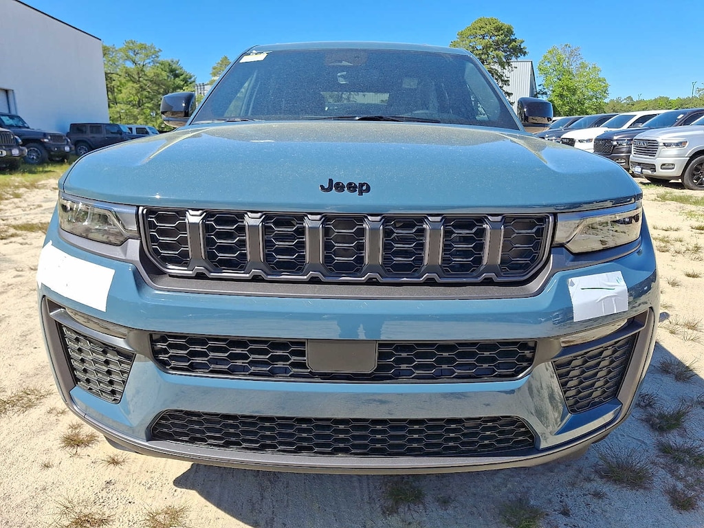 New 2026 Jeep Grand Cherokee Limited Sport Utility