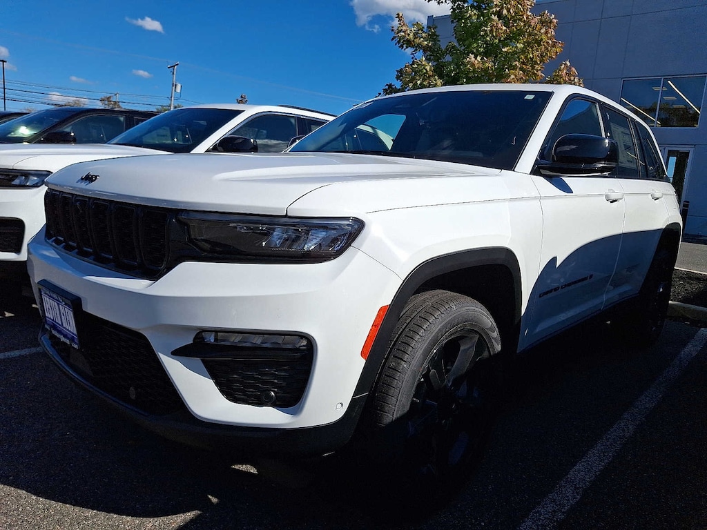 New 2025 Jeep Grand Cherokee Limited Sport Utility