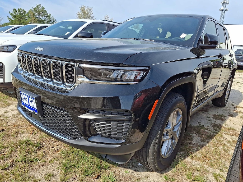 New 2026 Jeep Grand Cherokee Laredo X Sport Utility