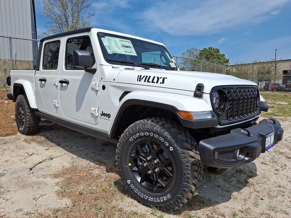 New 2025 Jeep Gladiator Willys Pickup