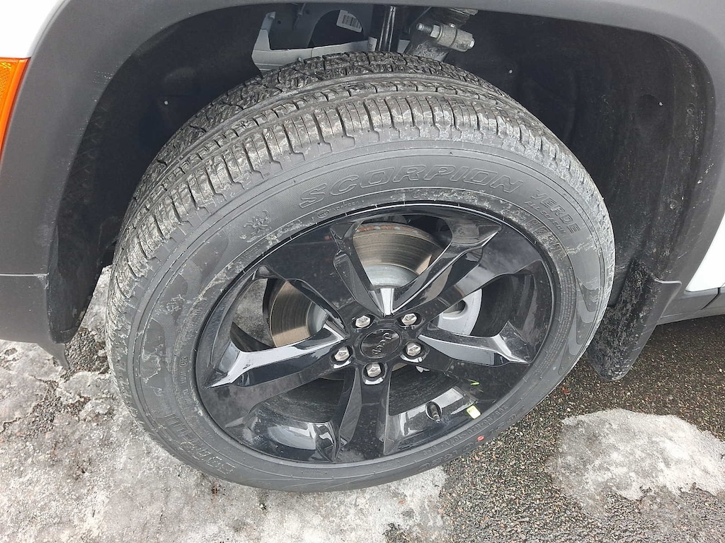 New 2026 Jeep Grand Cherokee Limited Sport Utility