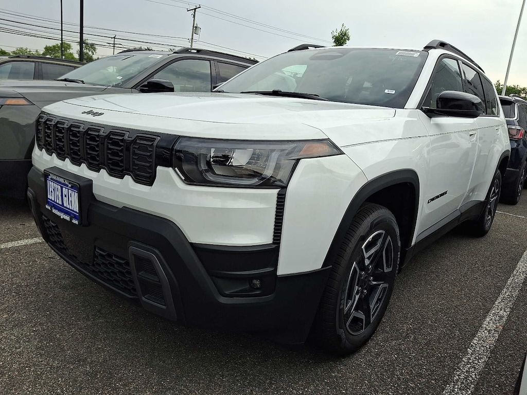 New 2026 Jeep Cherokee Laredo Sport Utility