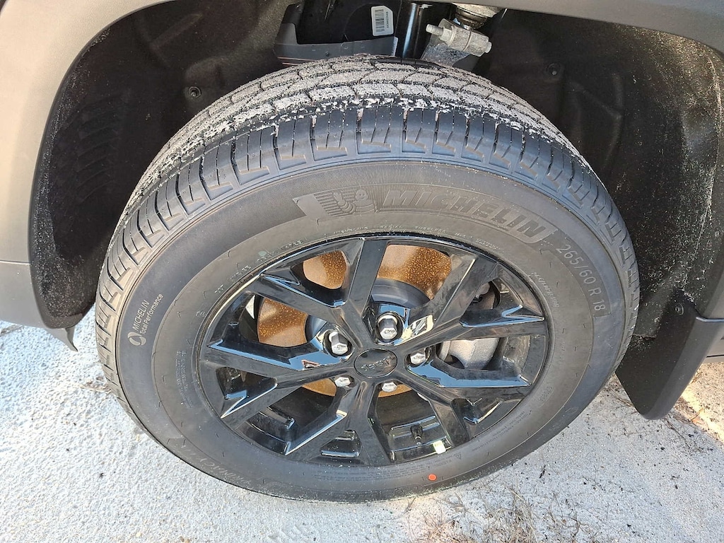 New 2026 Jeep Grand Cherokee L Laredo Altitude Sport Utility