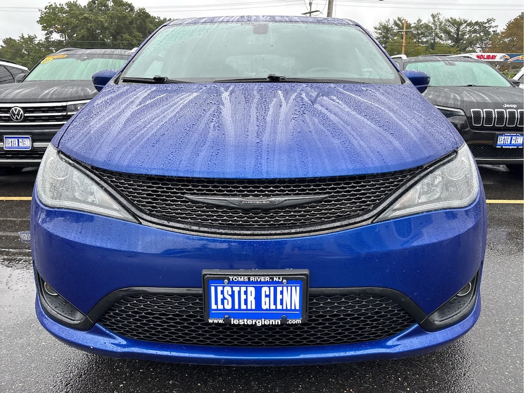Used 2020 Chrysler Pacifica Touring Van Passenger Van