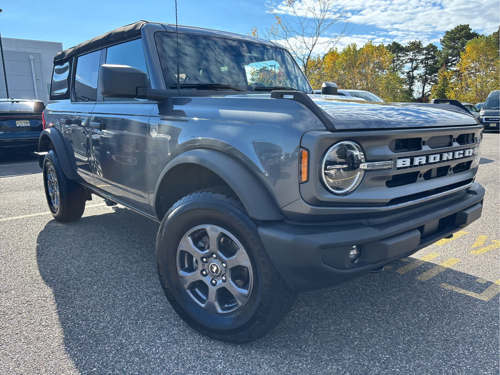 2023 Ford Bronco Big Bend photo 2